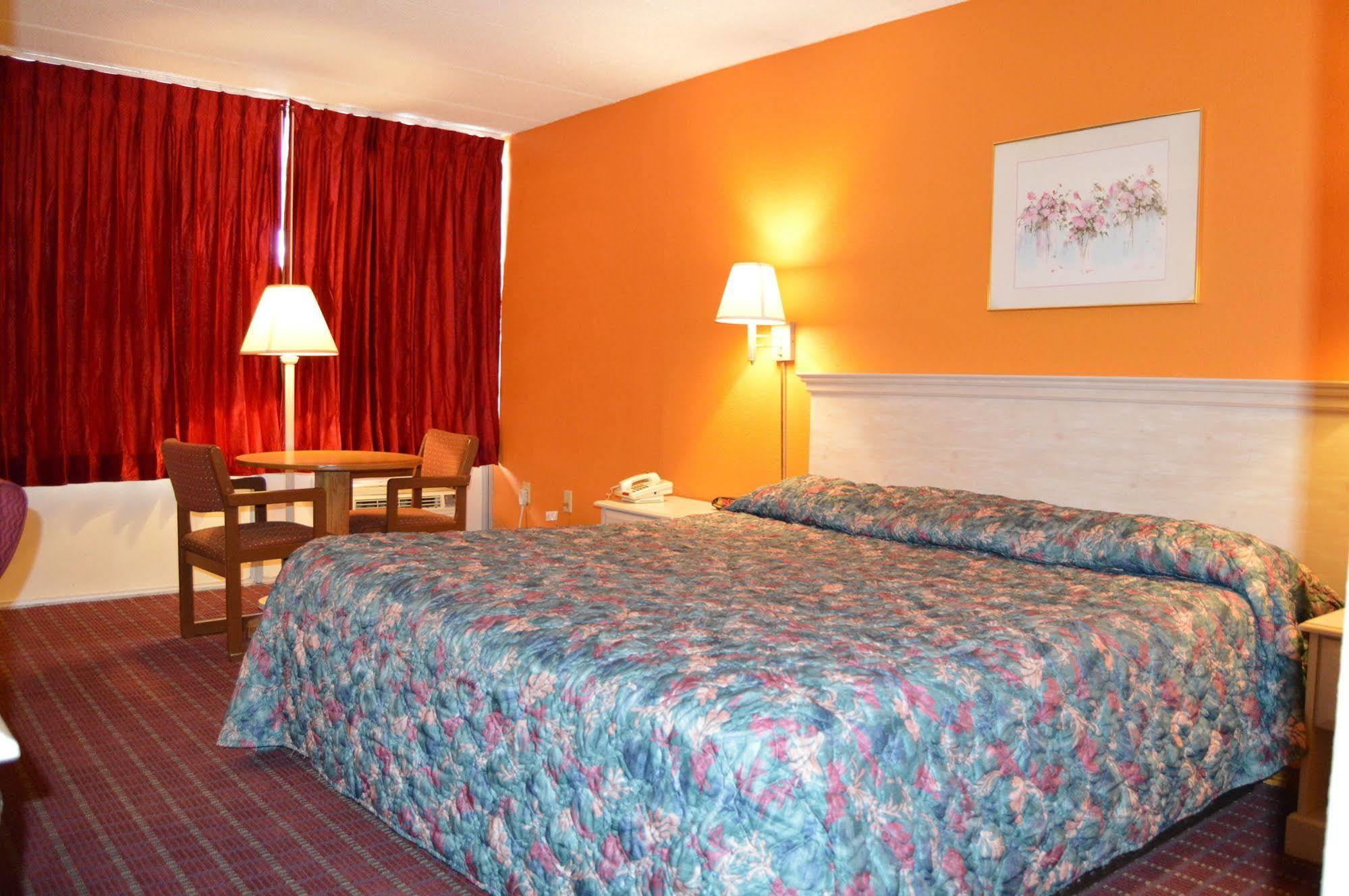 Travelers Inn South Brunswick Terrace Buitenkant foto