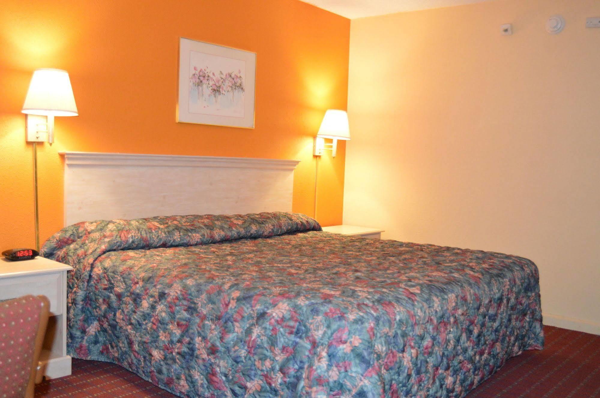 Travelers Inn South Brunswick Terrace Buitenkant foto
